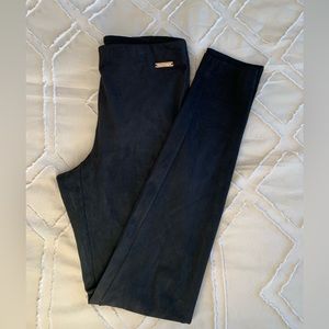 Lilly Pulitzer Suede Leggings. Size 4